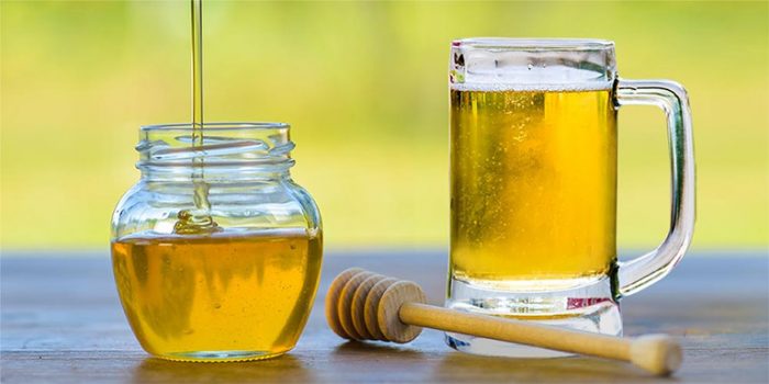 trị gàu bằng bia và mật ong